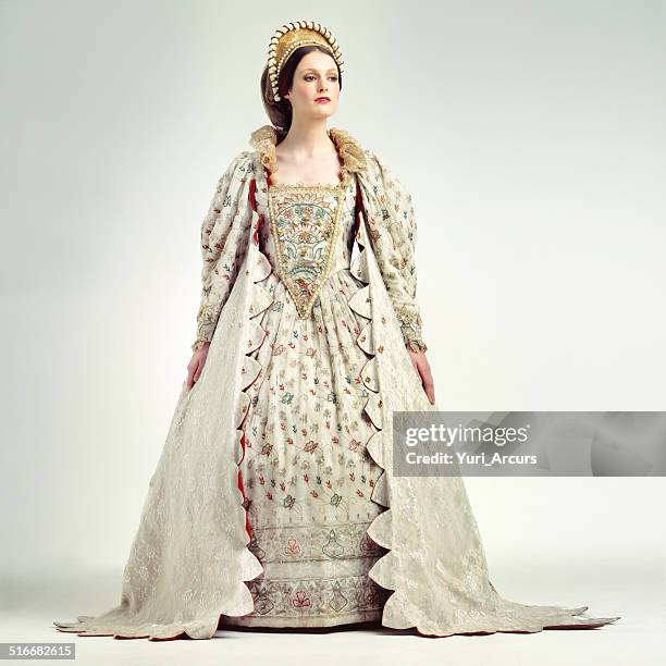 renaissance dress