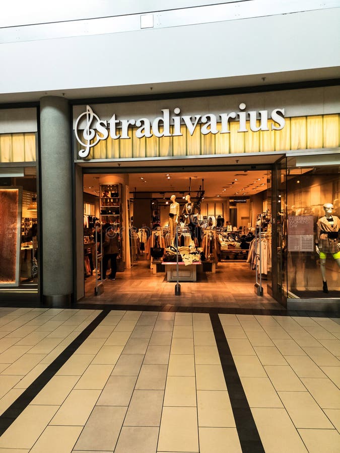 stradivarius clothing